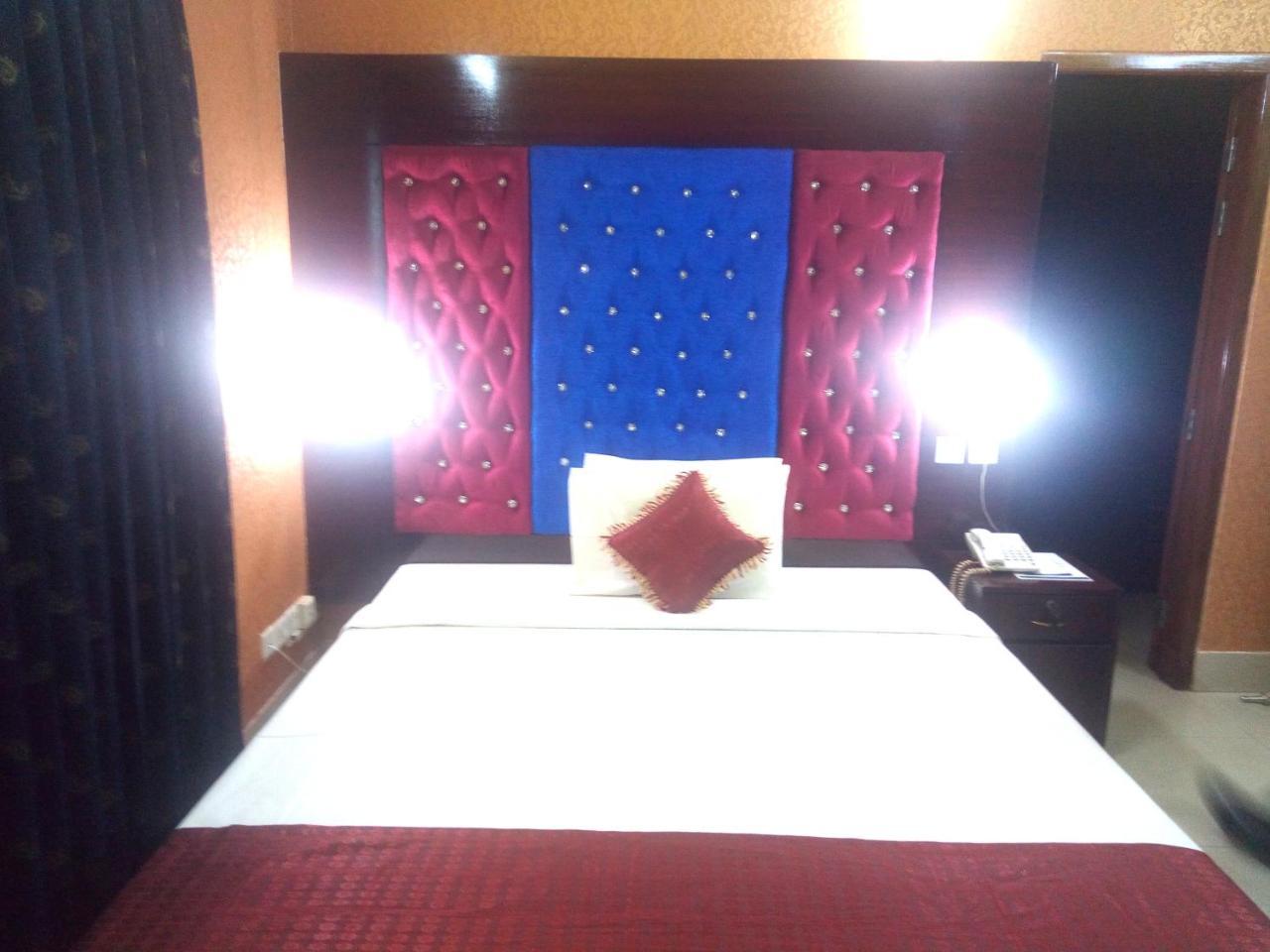 Hotel Lake View Plaza Dhaka Eksteriør bilde