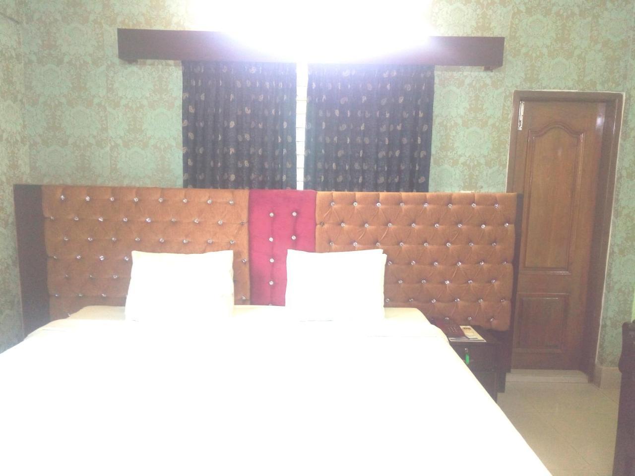 Hotel Lake View Plaza Dhaka Eksteriør bilde
